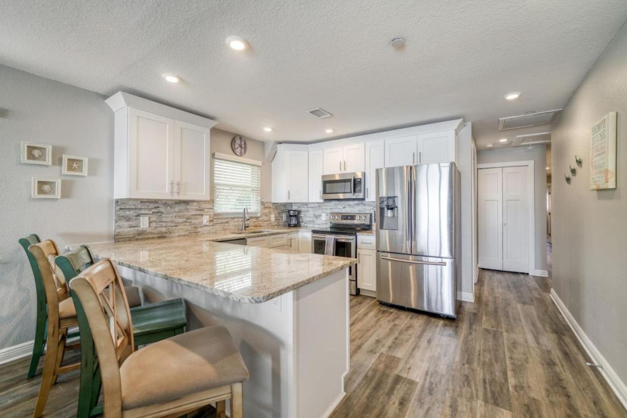 Four Shores Unit 3 Gulf Condo Direct Gulf With Pool And Spa Clearwater Beach Eksteriør bilde
