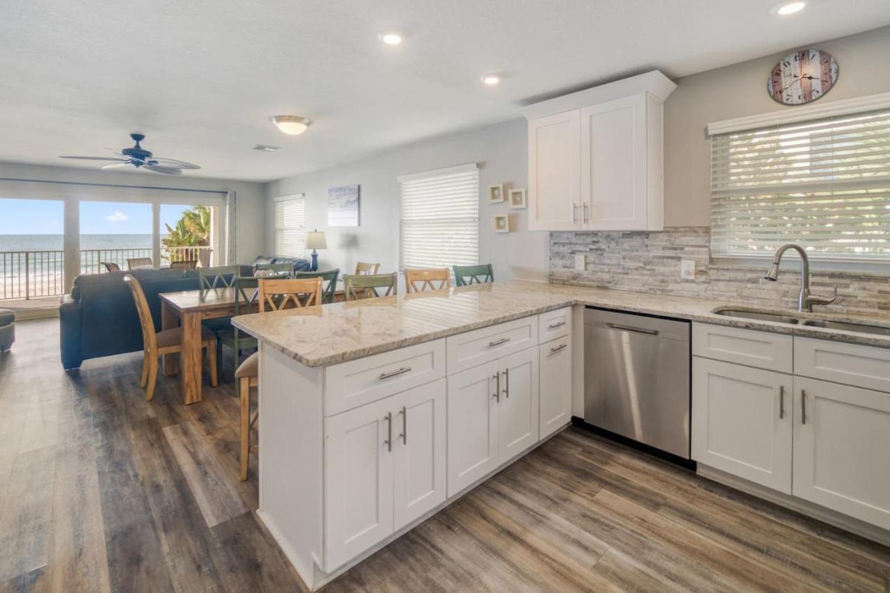 Four Shores Unit 3 Gulf Condo Direct Gulf With Pool And Spa Clearwater Beach Eksteriør bilde